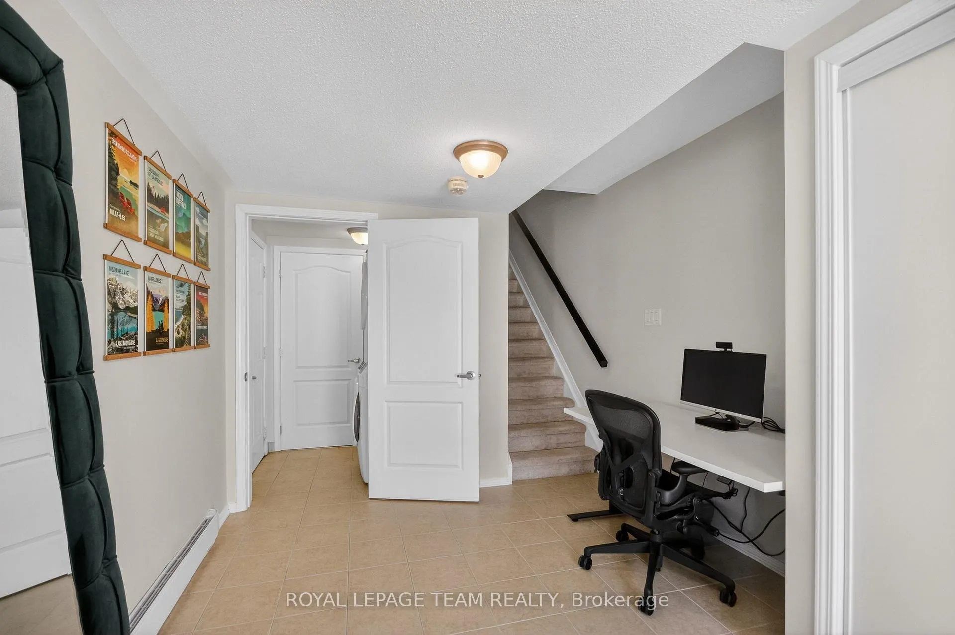 Photo 6 of 817 Element Private, Ottawa, Kanata - Emerald Meadows/Trailwest — HOMEH