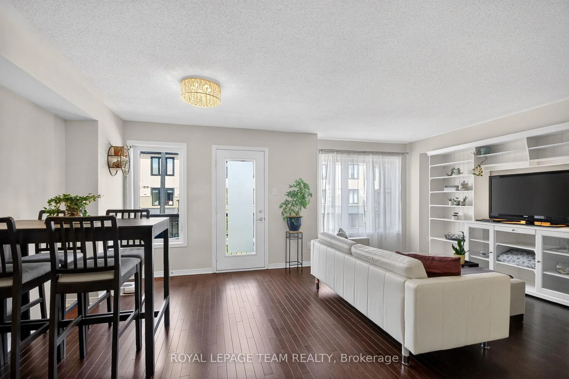 Photo 8 of 817 Element Private, Ottawa, Kanata - Emerald Meadows/Trailwest — HOMEH