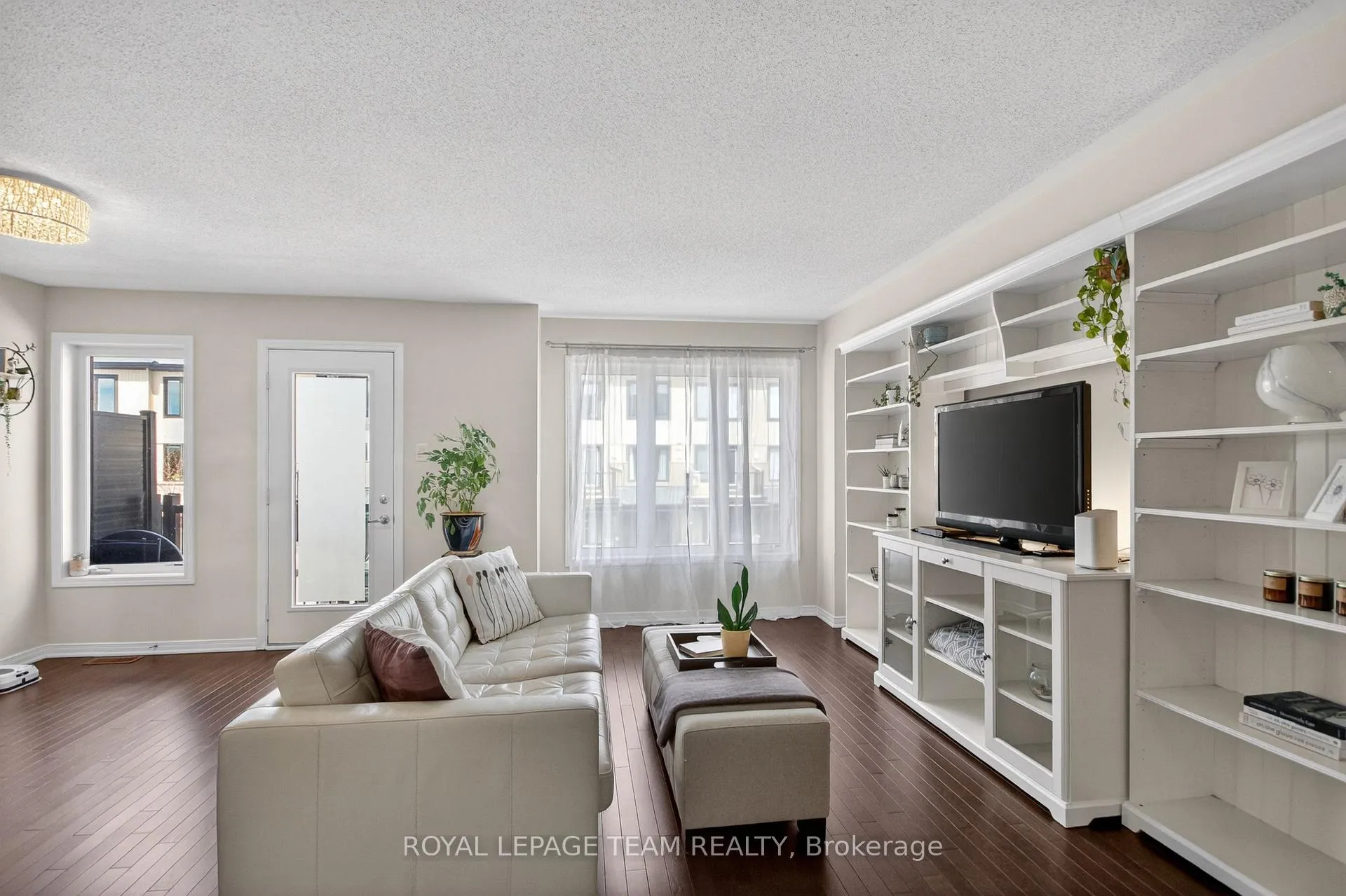 Photo 10 of 817 Element Private, Ottawa, Kanata - Emerald Meadows/Trailwest — HOMEH