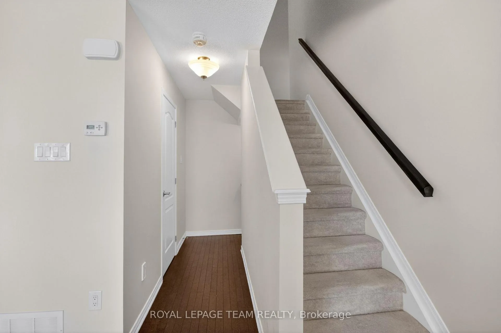 Photo 25 of 817 Element Private, Ottawa, Kanata - Emerald Meadows/Trailwest — HOMEH