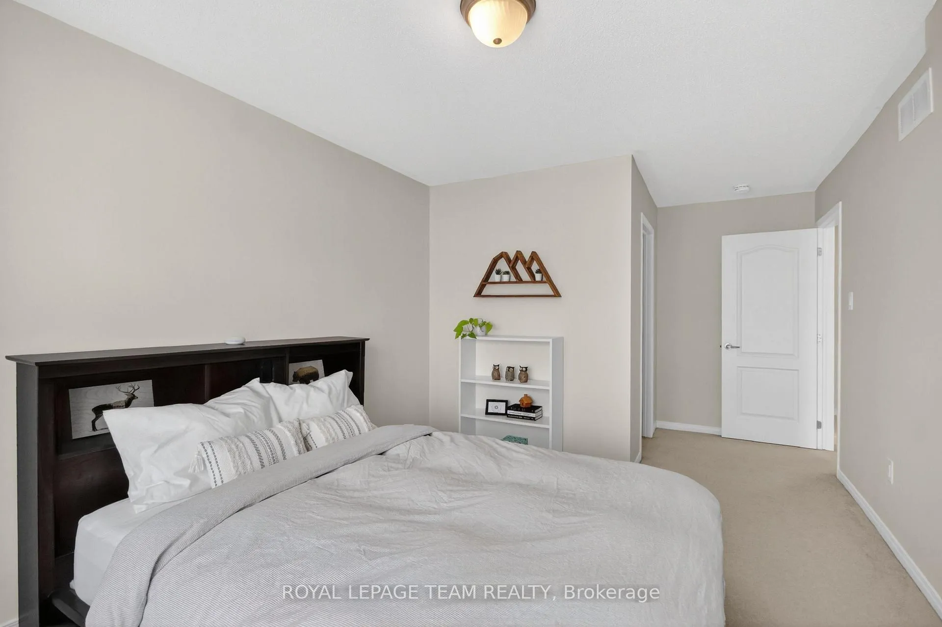 Photo 30 of 817 Element Private, Ottawa, Kanata - Emerald Meadows/Trailwest — HOMEH
