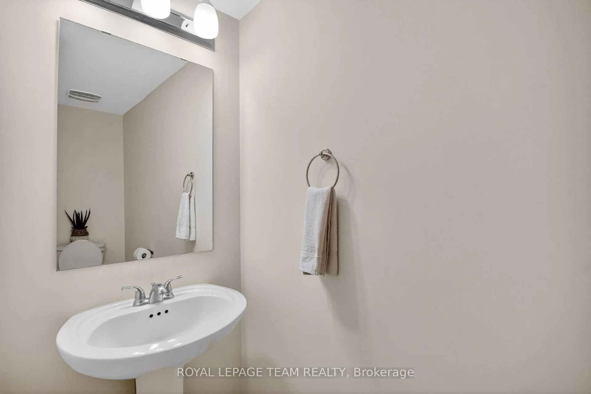 Photo 38 of 817 Element Private, Ottawa, Kanata - Emerald Meadows/Trailwest — HOMEH