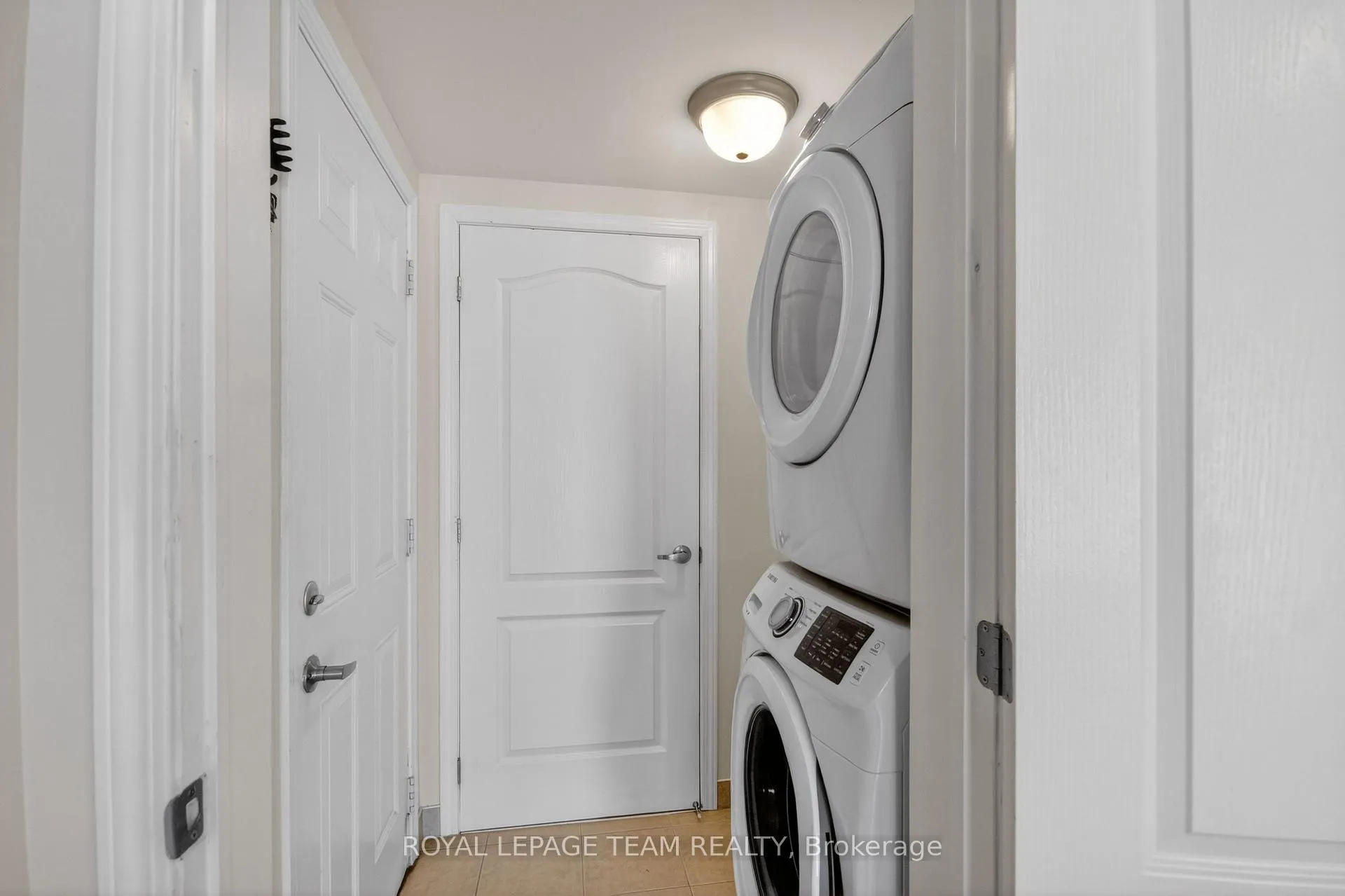 Photo 39 of 817 Element Private, Ottawa, Kanata - Emerald Meadows/Trailwest — HOMEH