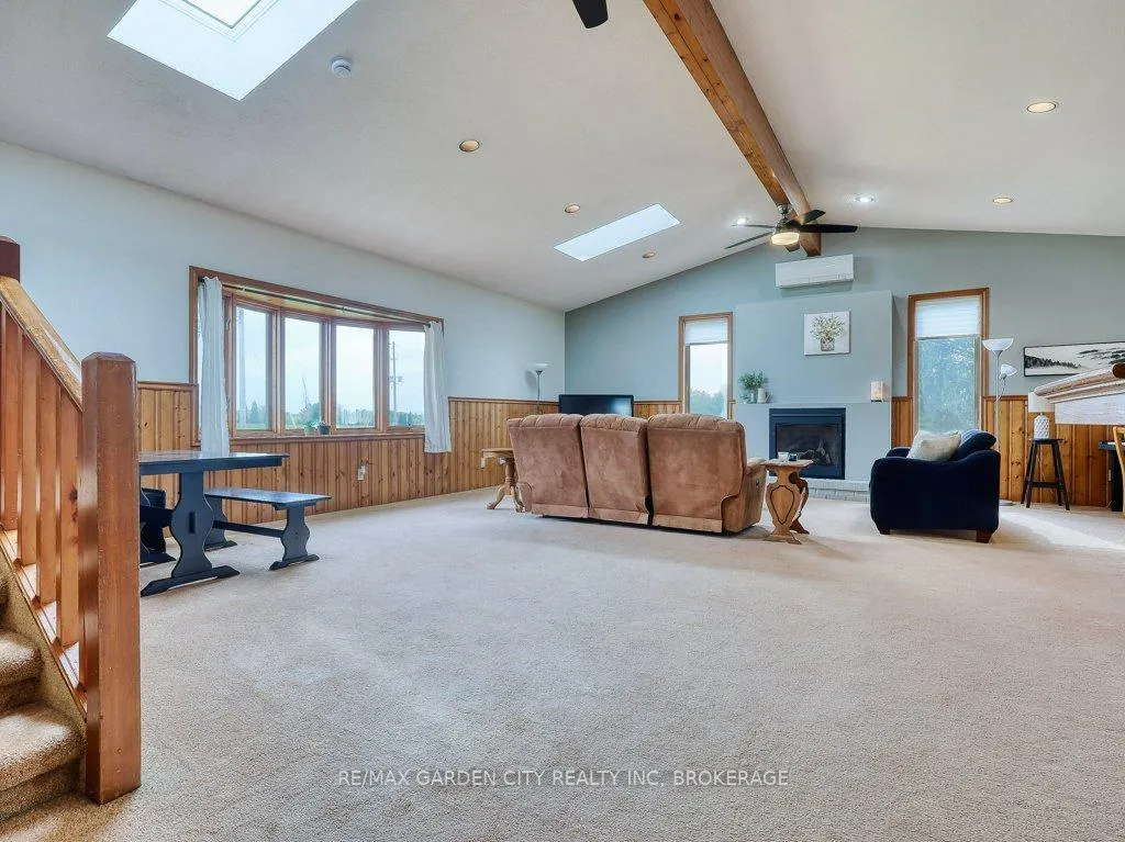 Photo 16 of 2345 Regional Rd 69, Lincoln, Lincoln-Jordan/Vineland — HOMEH