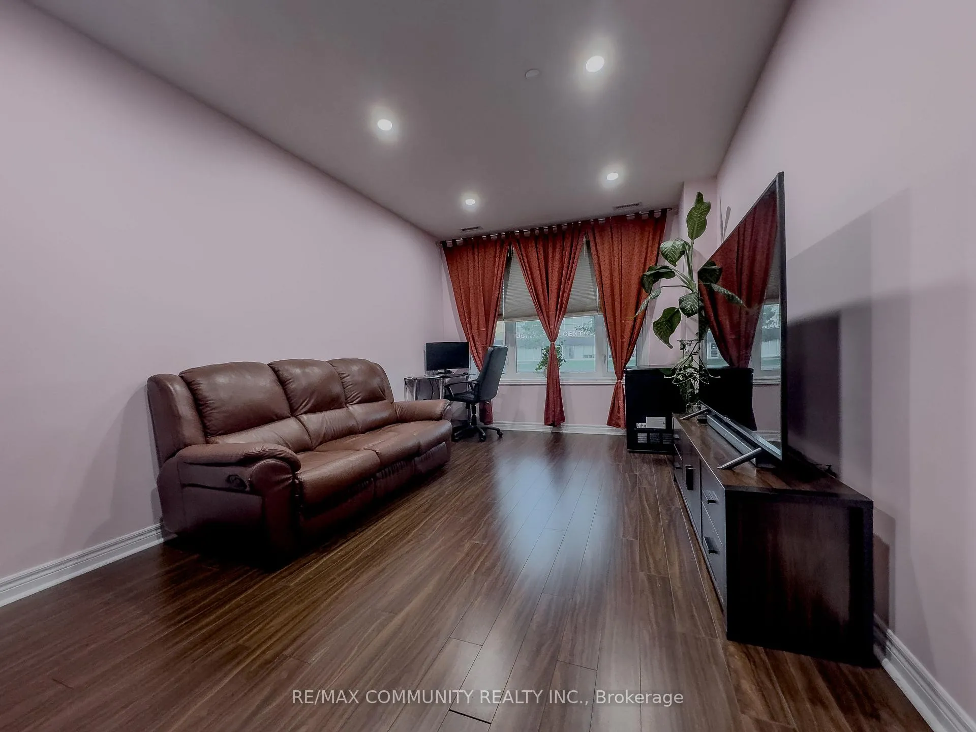 Photo 6 of Unit 121, 7400 Markham Road, Markham, Middlefield — HOMEH