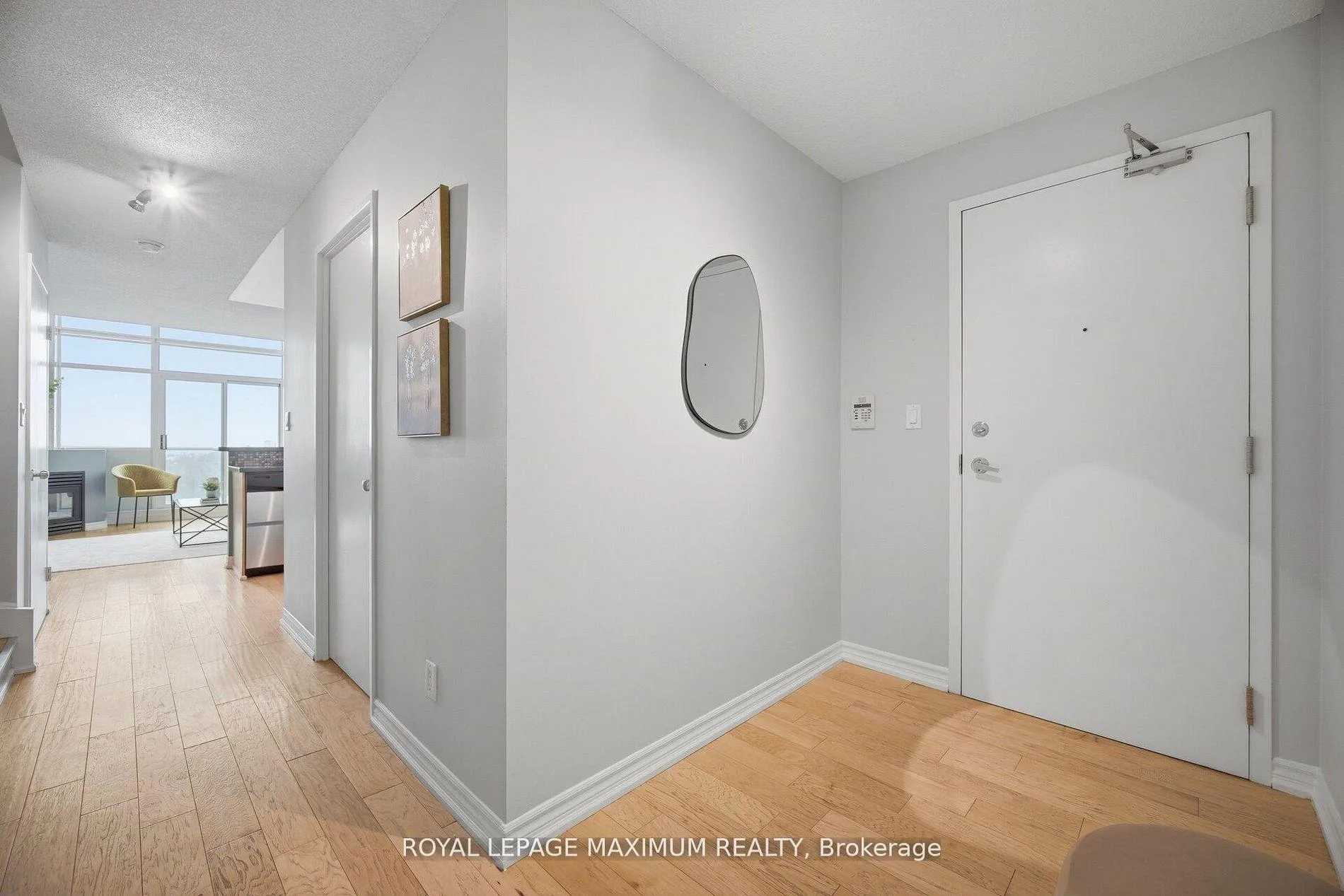 Photo 5 of Unit 508, 200 Manitoba Street, Etobicoke, Mimico — HOMEH