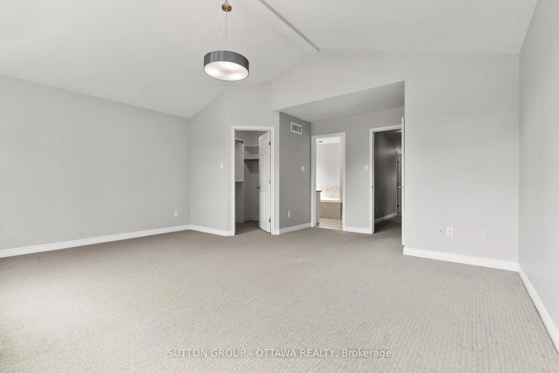 Photo 21 of 236 Colbert Crescent, Ottawa, Ridgemont — HOMEH