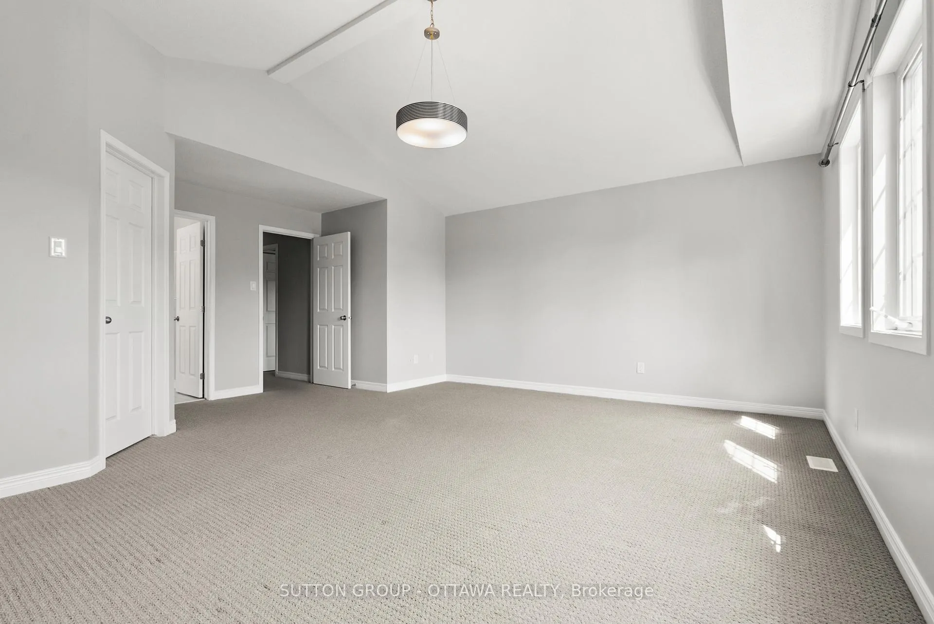 Photo 22 of 236 Colbert Crescent, Ottawa, Ridgemont — HOMEH
