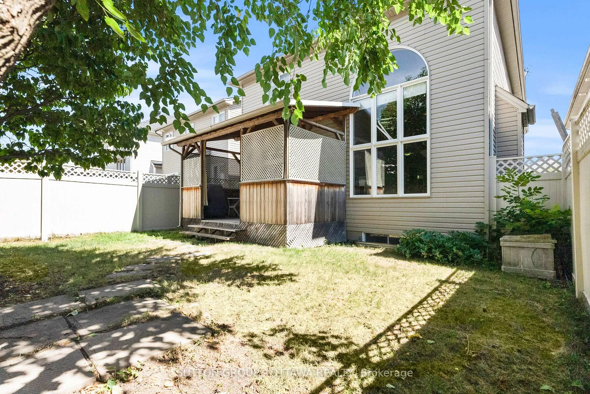 Photo 42 of 236 Colbert Crescent, Ottawa, Ridgemont — HOMEH