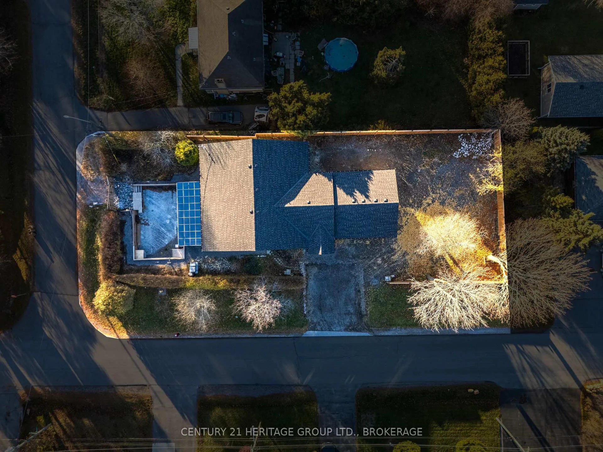 Photo 44 of 3 Windsor Street, Kingston, City Southwest — HOMEH