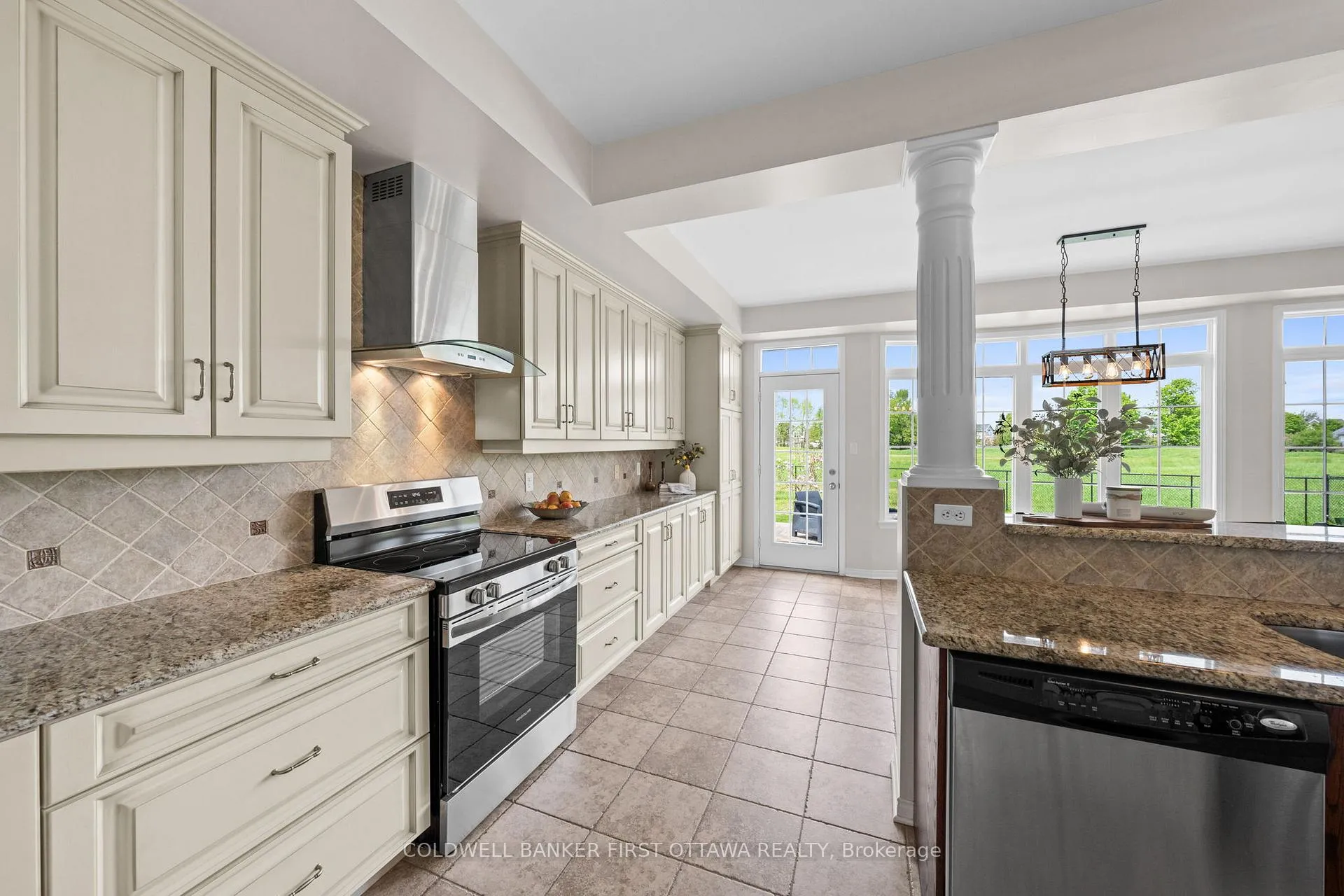 Photo 13 of 788 Kilbirnie Drive, Ottawa, Barrhaven - Stonebridge — HOMEH