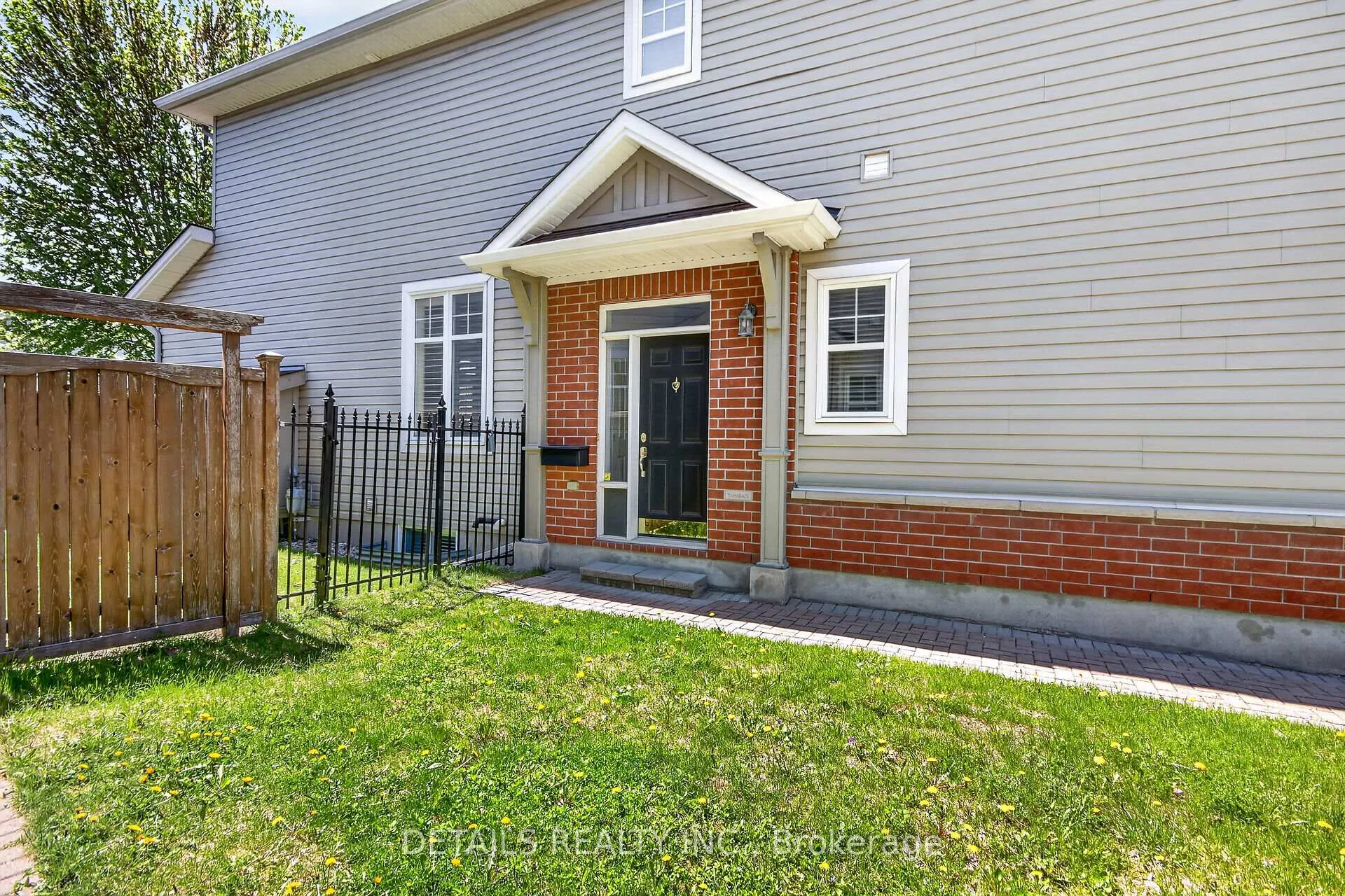 Photo 2 of 120 Waterbridge Drive, Ottawa, Barrhaven East — HOMEH