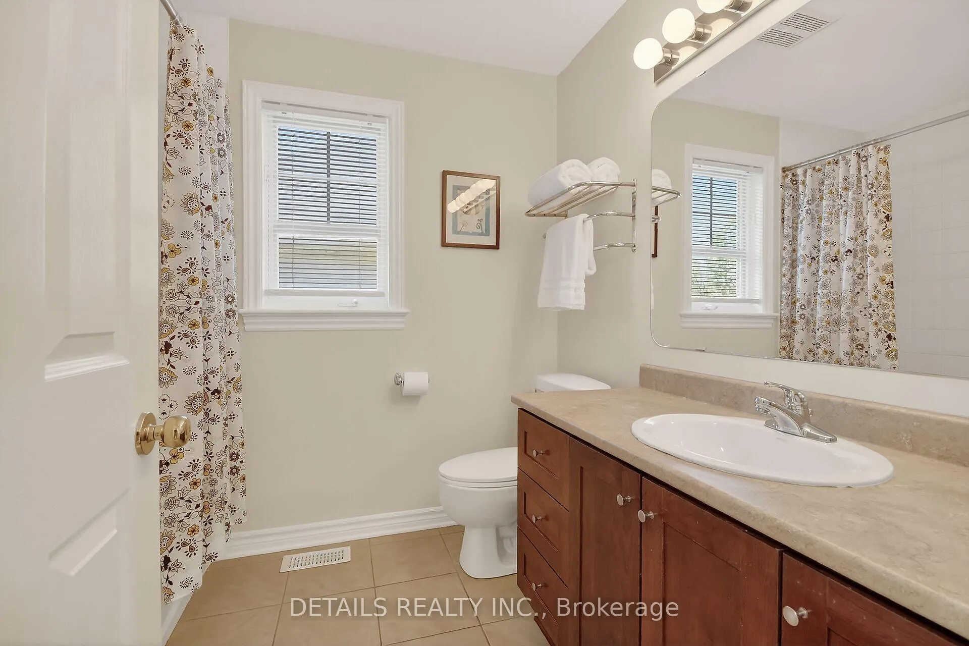 Photo 17 of 120 Waterbridge Drive, Ottawa, Barrhaven East — HOMEH