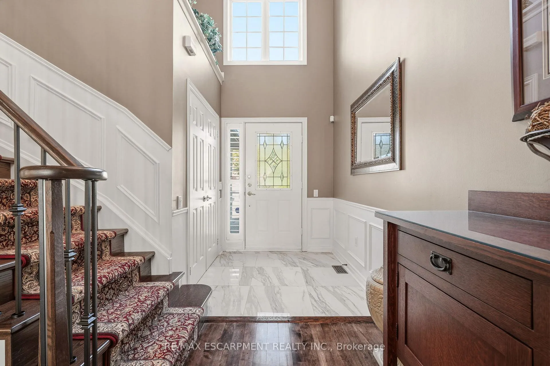 Photo 5 of 4163 Stonebridge Crescent, Burlington, Rose — HOMEH