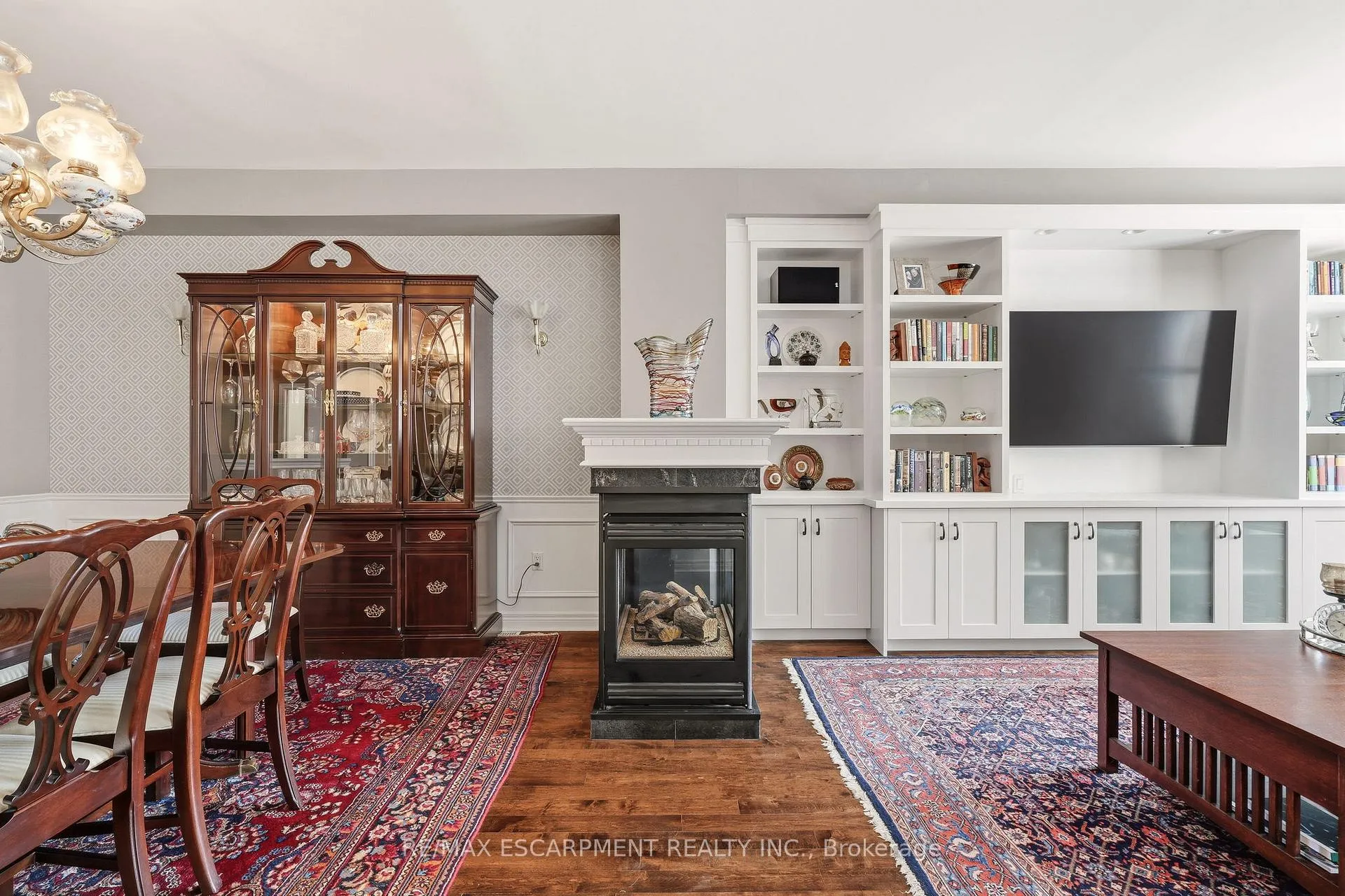 Photo 12 of 4163 Stonebridge Crescent, Burlington, Rose — HOMEH