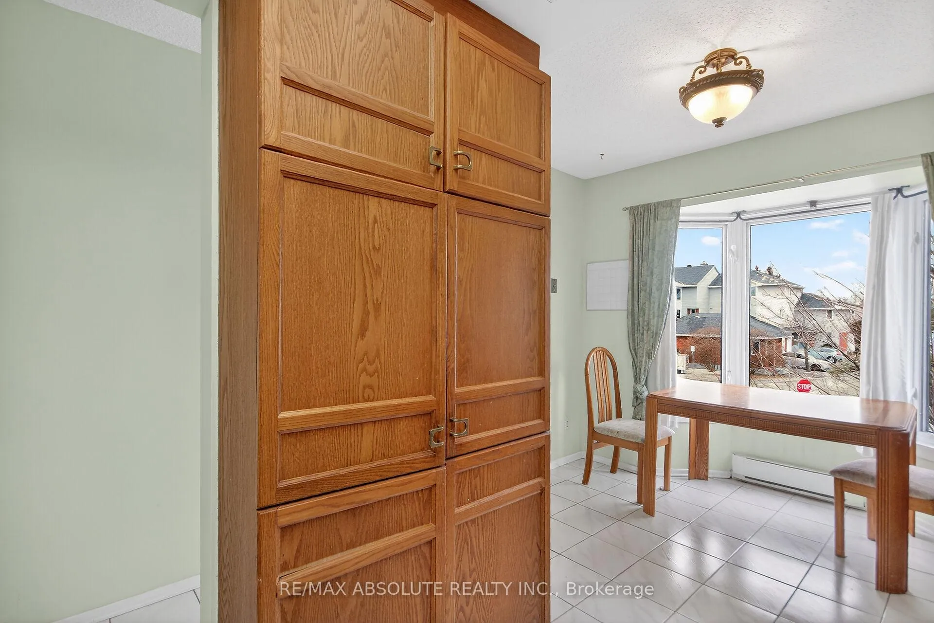 Photo 18 of 231 Harriot Private, Ottawa, Hunt Club Park/Greenboro — HOMEH