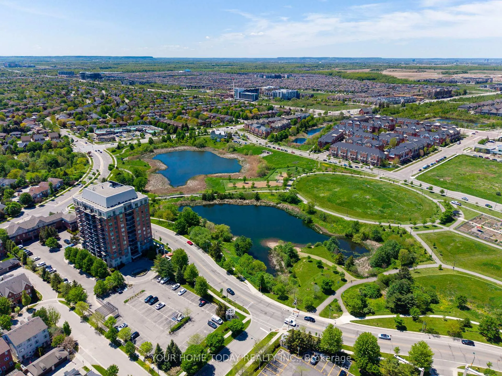 Photo 2 of Unit 705, 2325 Central Park Drive, Oakville, River Oaks — HOMEH