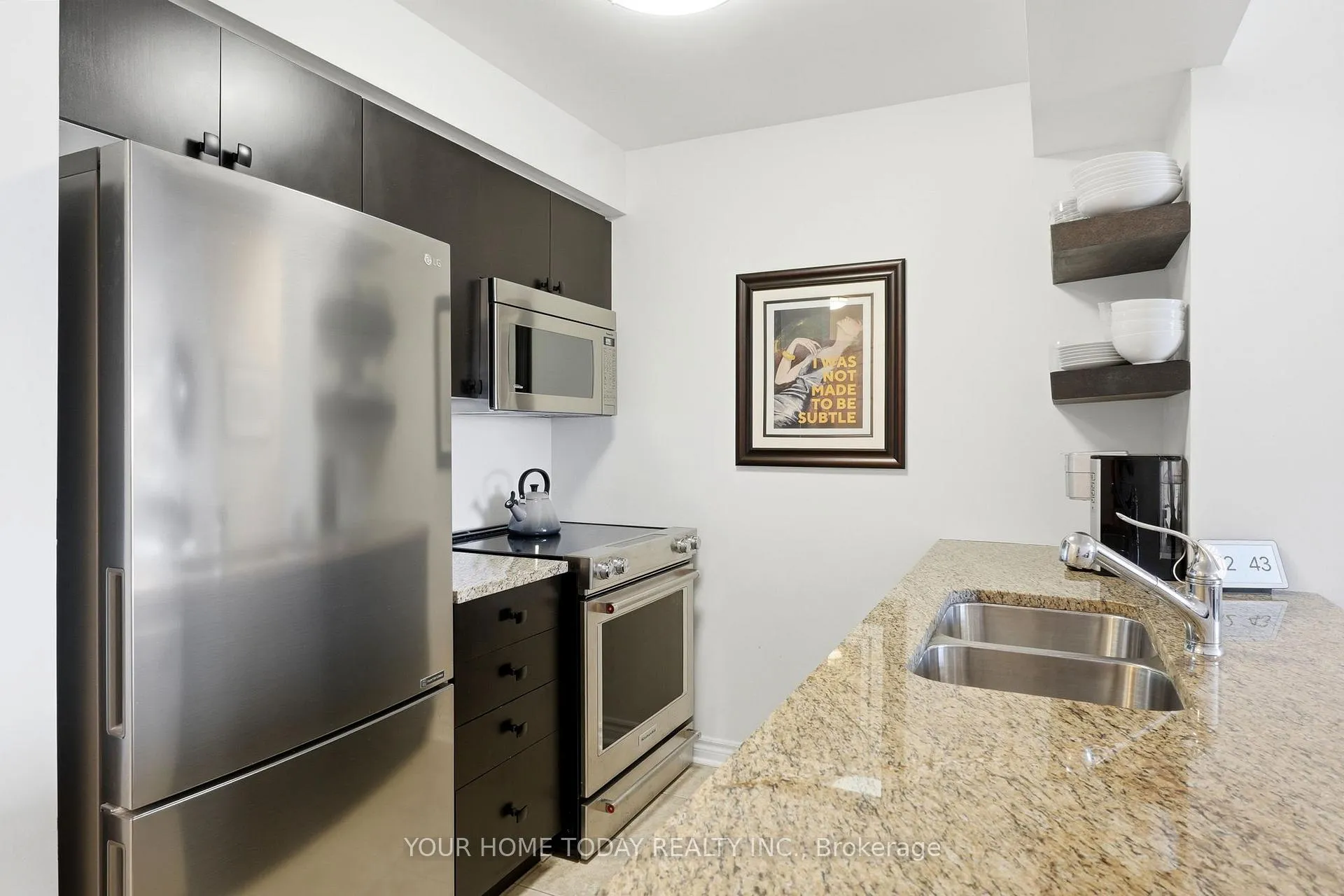 Photo 4 of Unit 705, 2325 Central Park Drive, Oakville, River Oaks — HOMEH