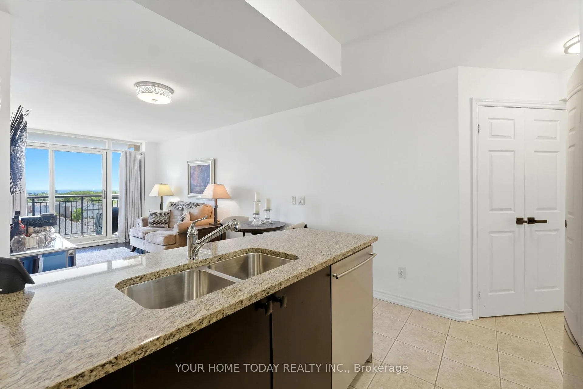 Photo 6 of Unit 705, 2325 Central Park Drive, Oakville, River Oaks — HOMEH