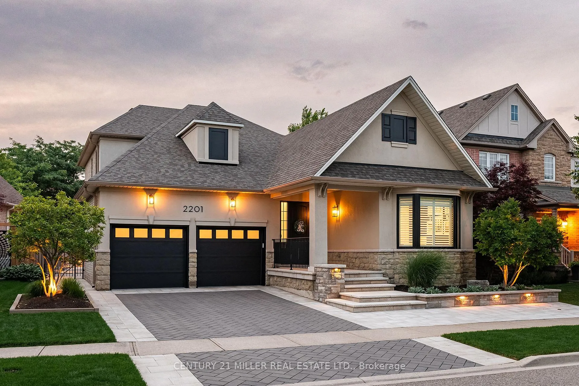 Photo 2 of 2201 Rochester Circle, Oakville, Bronte Creek — HOMEH