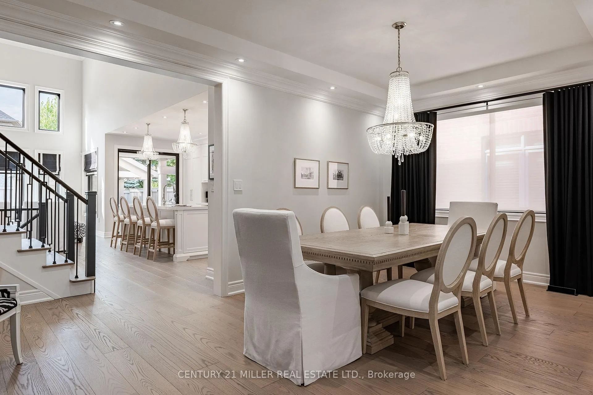 Photo 7 of 2201 Rochester Circle, Oakville, Bronte Creek — HOMEH
