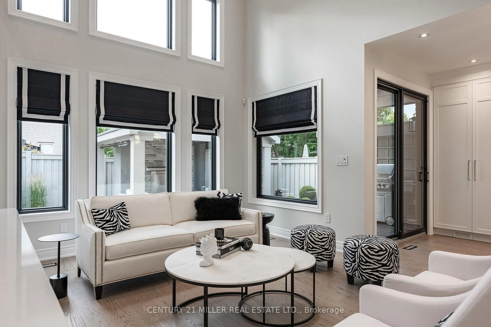 Photo 14 of 2201 Rochester Circle, Oakville, Bronte Creek — HOMEH