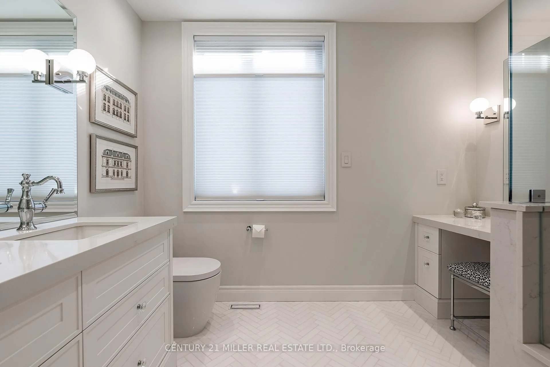 Photo 19 of 2201 Rochester Circle, Oakville, Bronte Creek — HOMEH