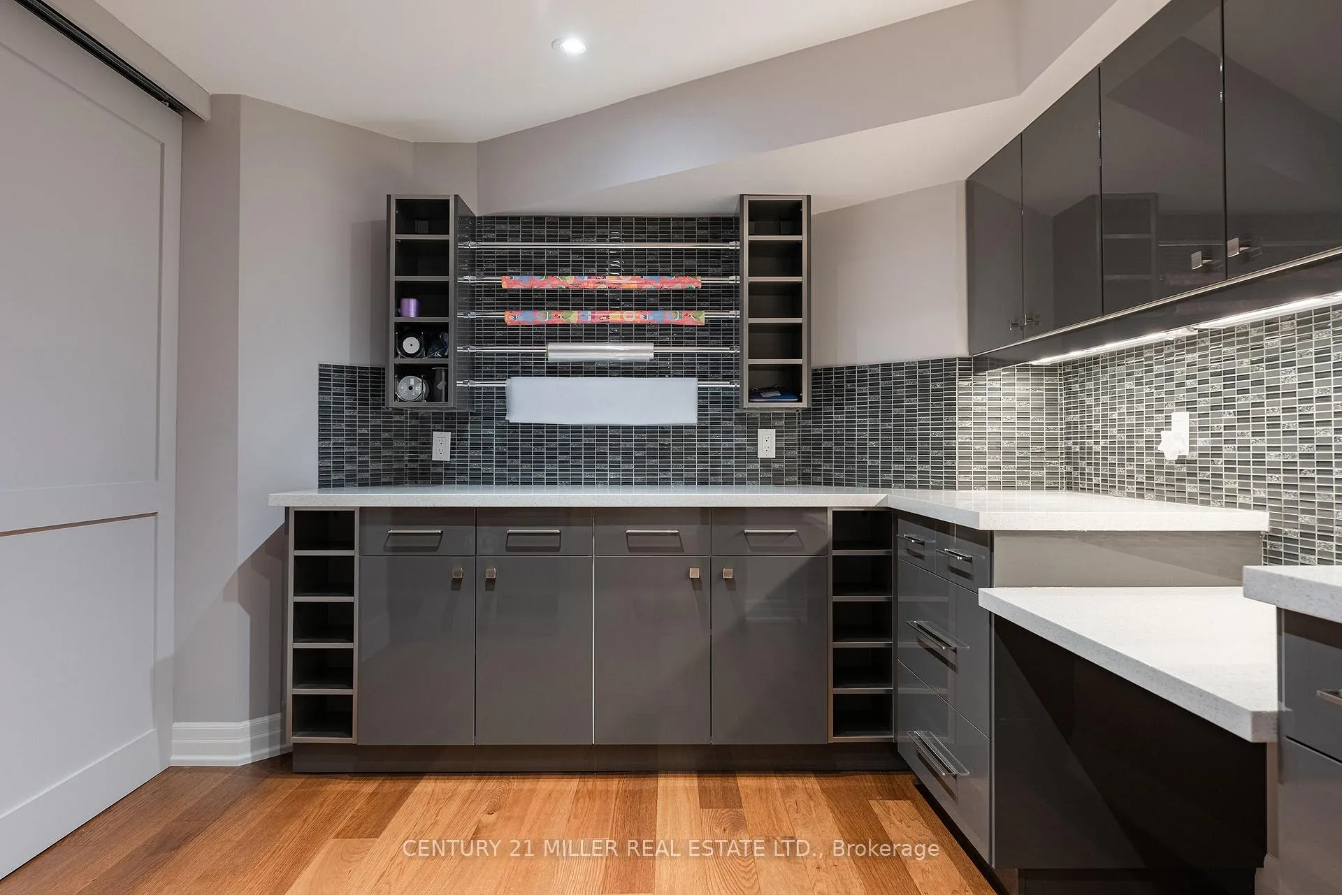 Photo 30 of 2201 Rochester Circle, Oakville, Bronte Creek — HOMEH