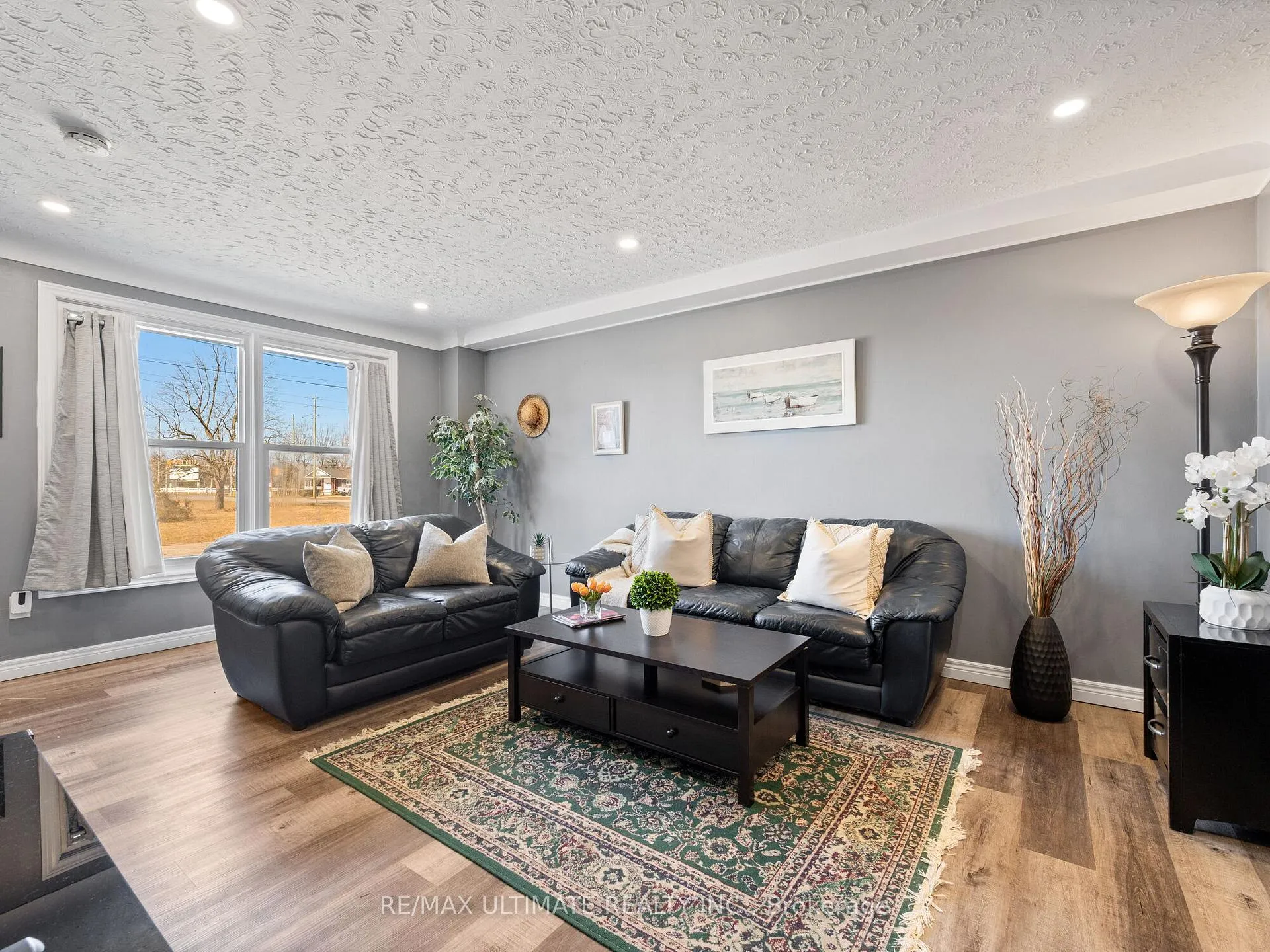 Photo 7 of Unit E, 252 Bertie Street E, Fort Erie, Central — HOMEH