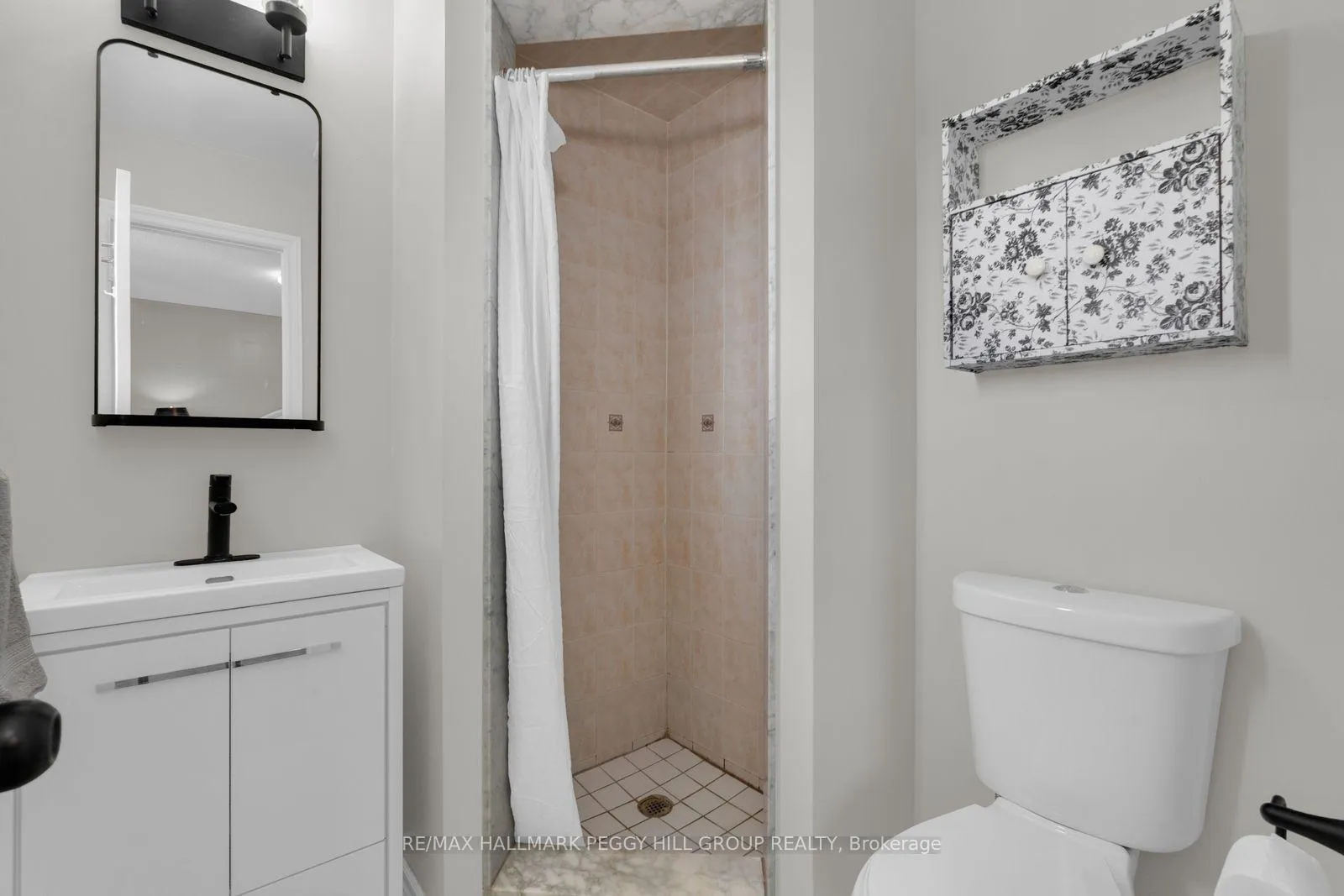 Photo 7 of 22 Gadwall Avenue, Barrie, Painswick South — HOMEH