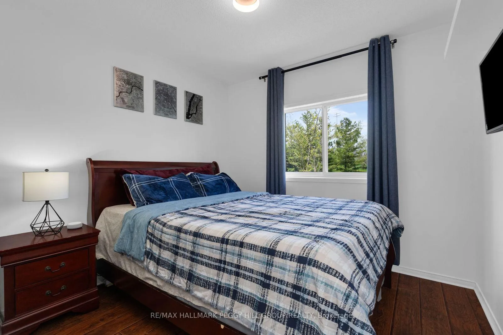 Photo 8 of 22 Gadwall Avenue, Barrie, Painswick South — HOMEH