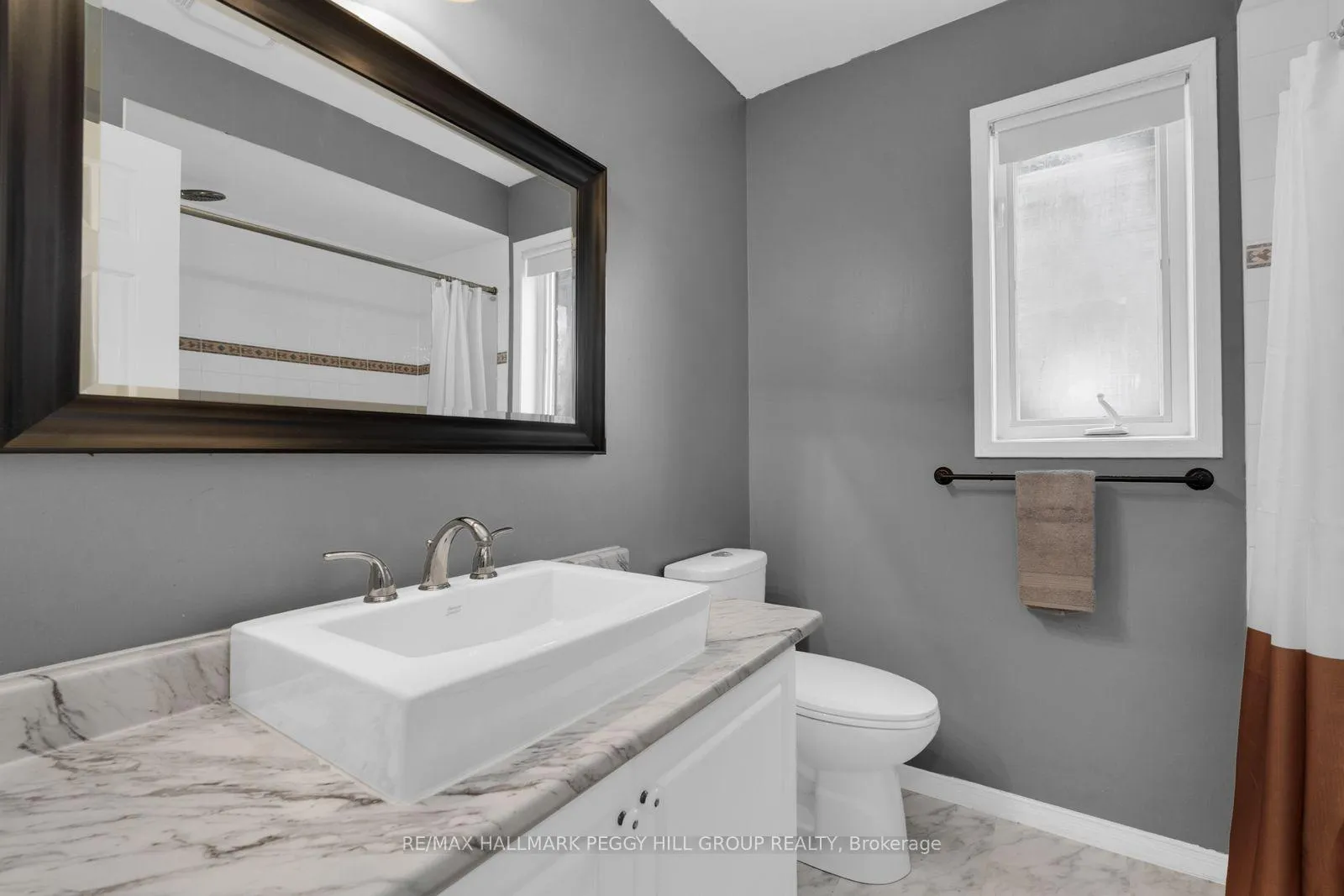 Photo 10 of 22 Gadwall Avenue, Barrie, Painswick South — HOMEH