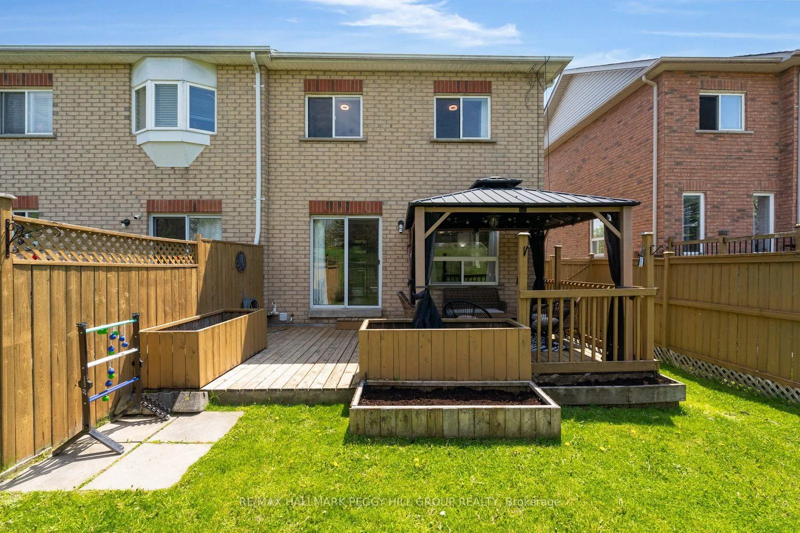 Photo 14 of 22 Gadwall Avenue, Barrie, Painswick South — HOMEH