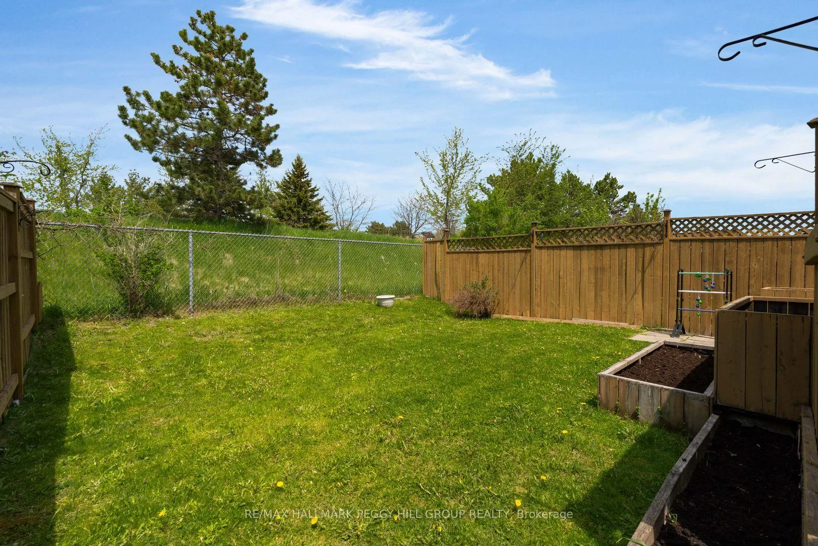 Photo 15 of 22 Gadwall Avenue, Barrie, Painswick South — HOMEH