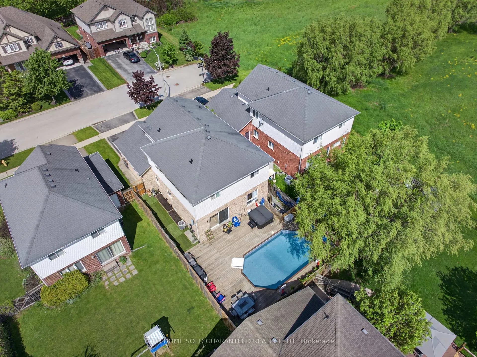 Photo 13 of 4071 Bush Crescent, Lincoln, Beamsville — HOMEH