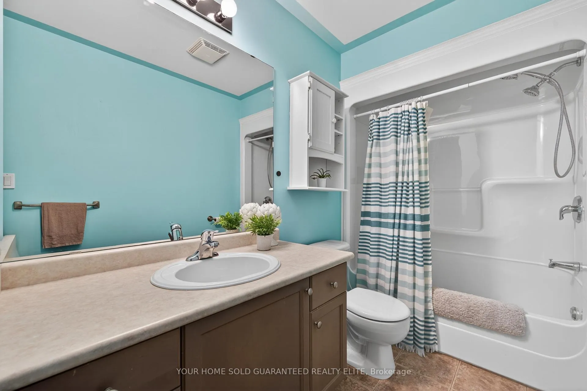 Photo 24 of 4071 Bush Crescent, Lincoln, Beamsville — HOMEH