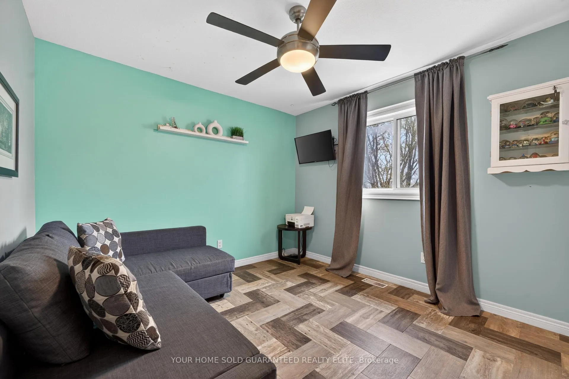 Photo 27 of 4071 Bush Crescent, Lincoln, Beamsville — HOMEH