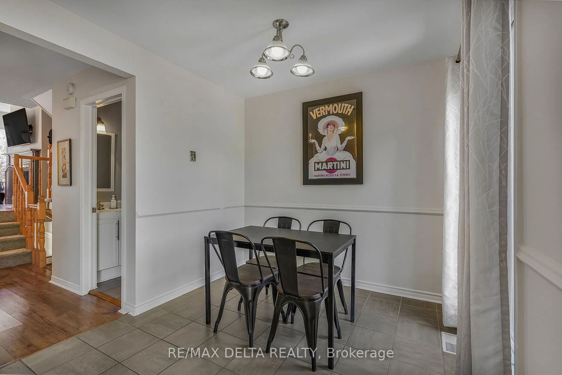 Photo 10 of 698 Brome Crescent, Ottawa, Fallingbrook/Ridgemount — HOMEH