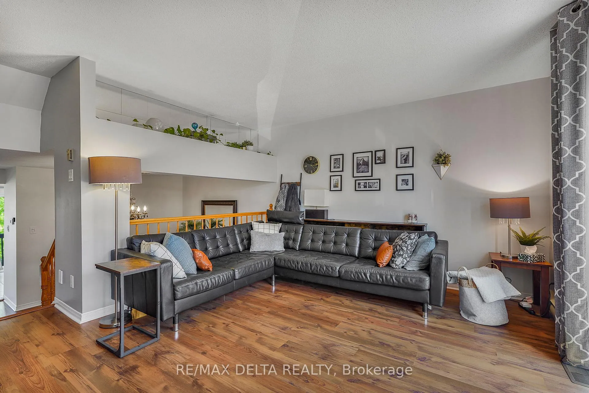 Photo 17 of 698 Brome Crescent, Ottawa, Fallingbrook/Ridgemount — HOMEH