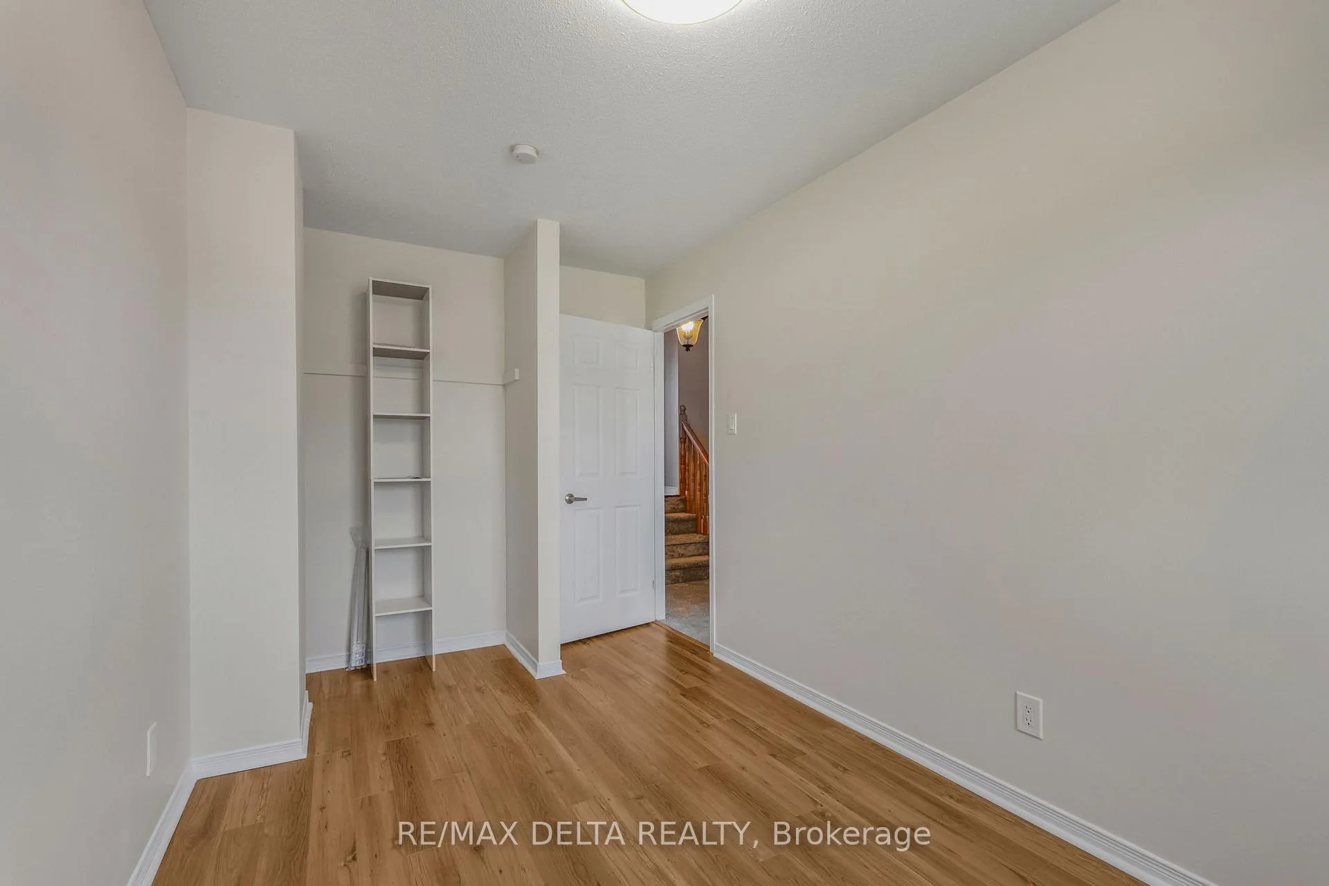 Photo 24 of 698 Brome Crescent, Ottawa, Fallingbrook/Ridgemount — HOMEH