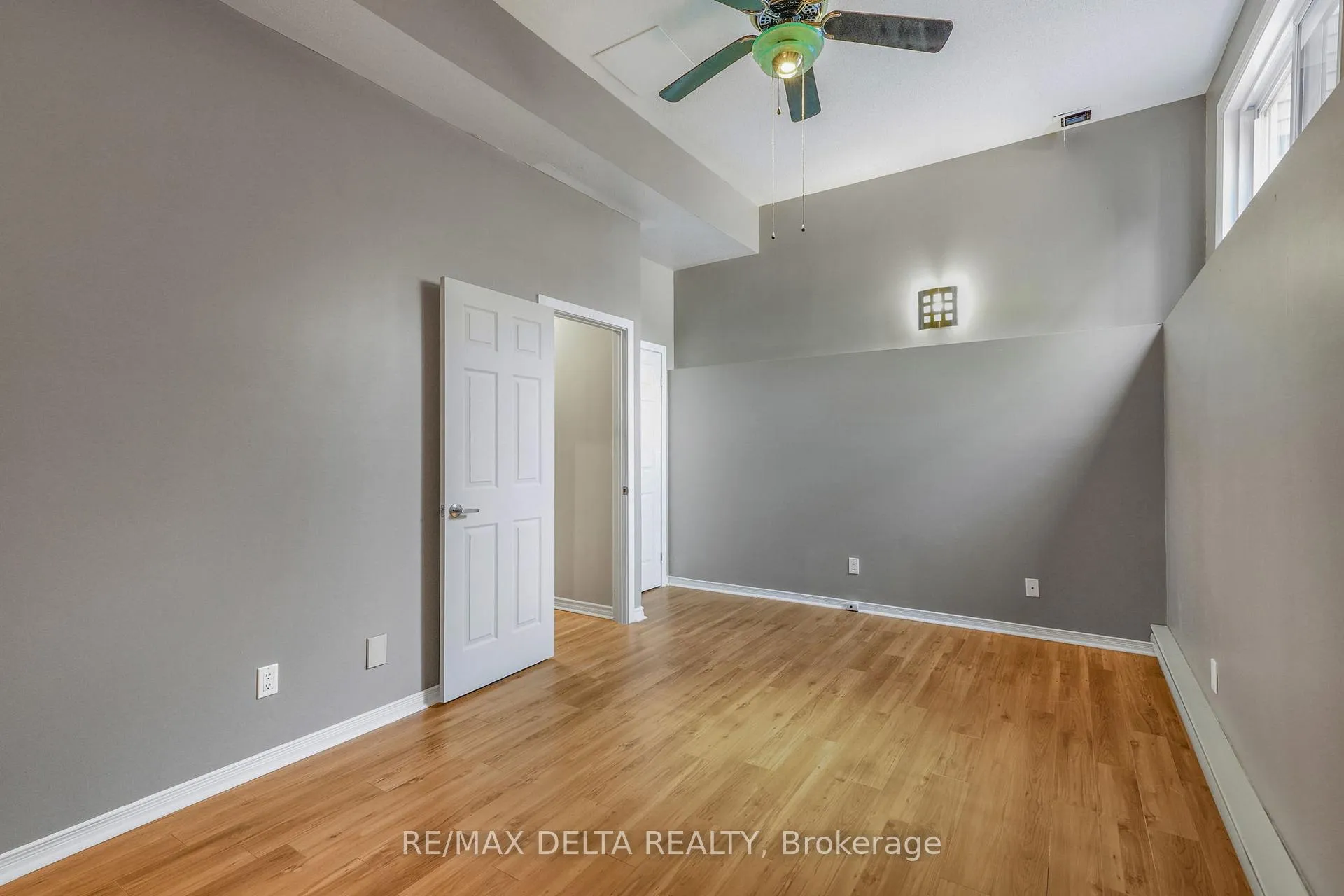 Photo 30 of 698 Brome Crescent, Ottawa, Fallingbrook/Ridgemount — HOMEH