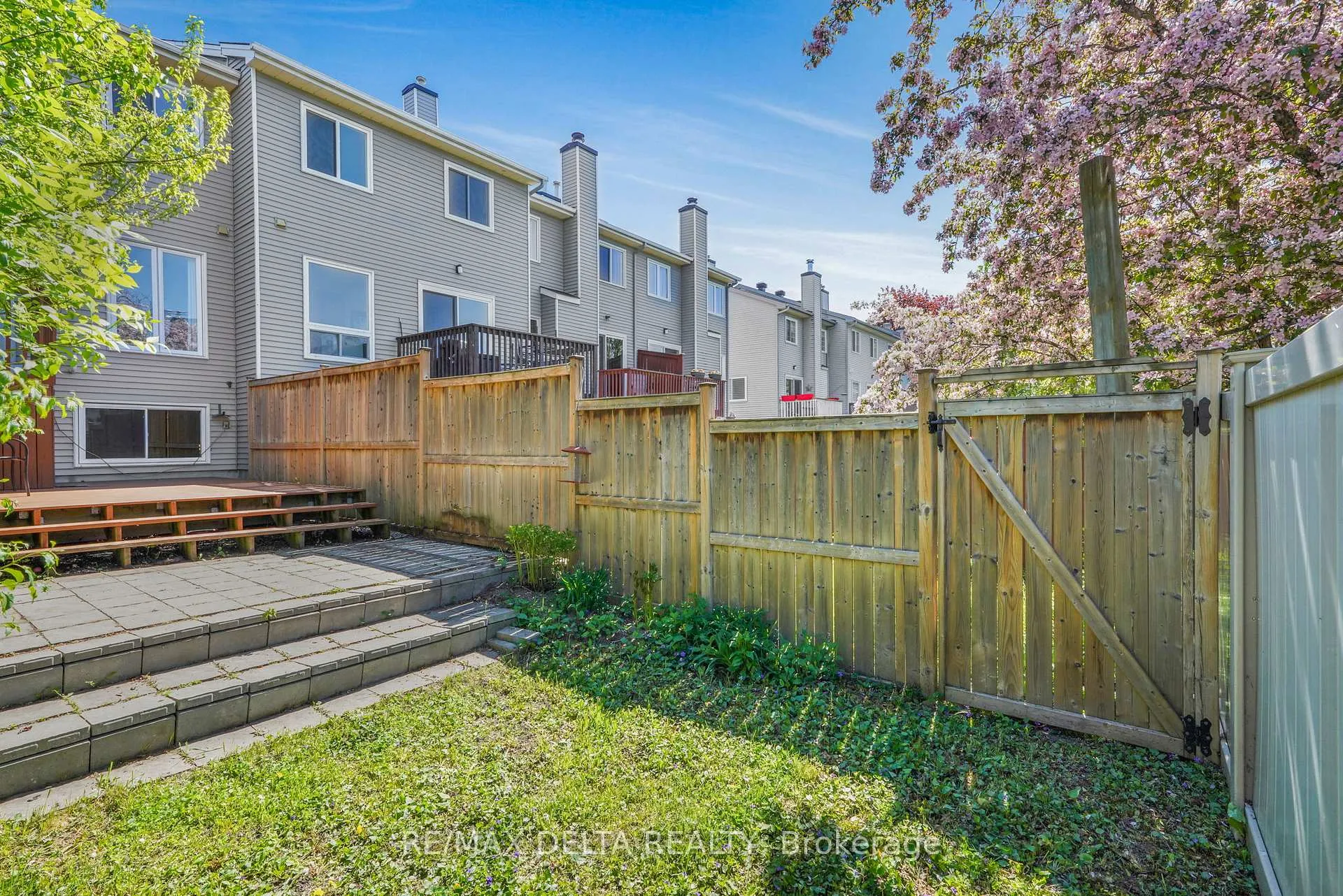 Photo 34 of 698 Brome Crescent, Ottawa, Fallingbrook/Ridgemount — HOMEH