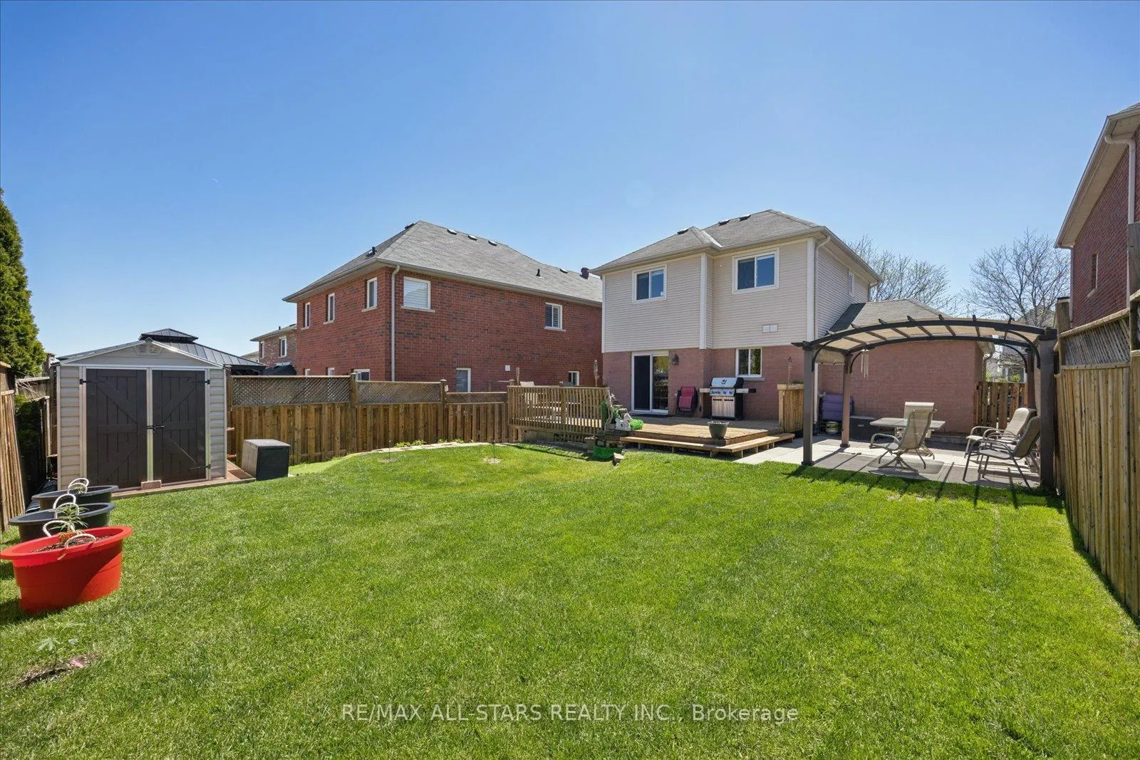 Photo 2 of 62 Reddenhurst Crescent, Georgina, Keswick South — HOMEH
