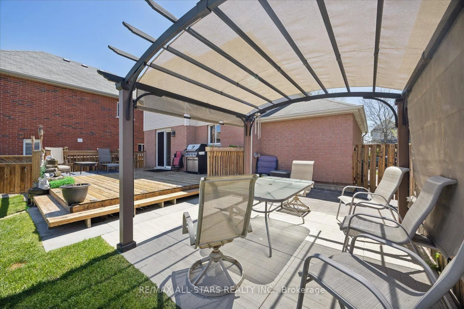 Photo 34 of 62 Reddenhurst Crescent, Georgina, Keswick South — HOMEH