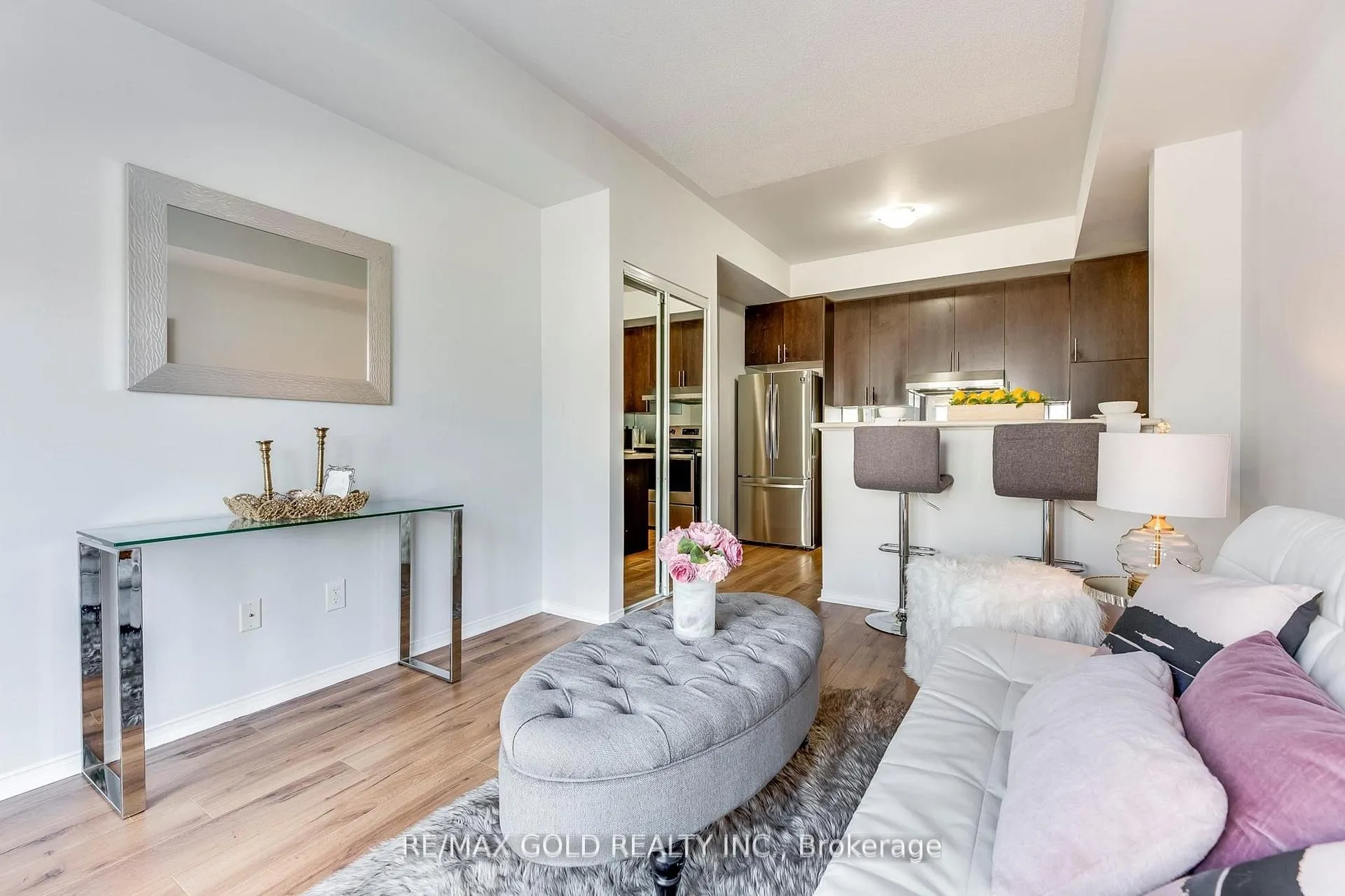 Photo 4 of Unit 88, 60 Fairwood Circle, Brampton, Sandringham-Wellington — HOMEH