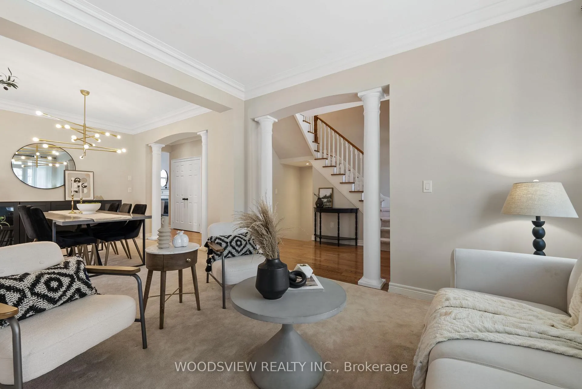 Photo 8 of 19 Weslock Crescent, Aurora, Bayview Northeast — HOMEH