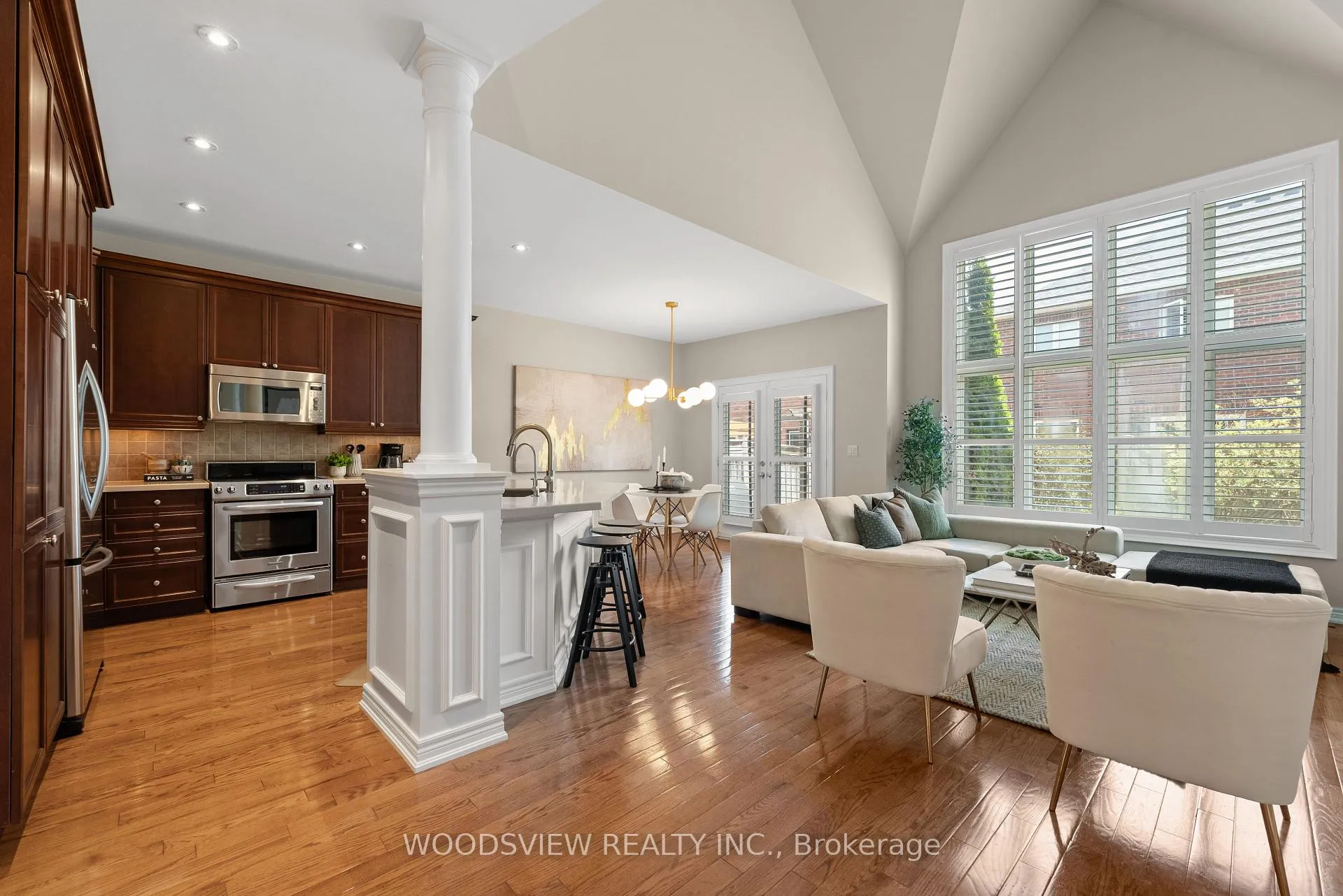 Photo 11 of 19 Weslock Crescent, Aurora, Bayview Northeast — HOMEH