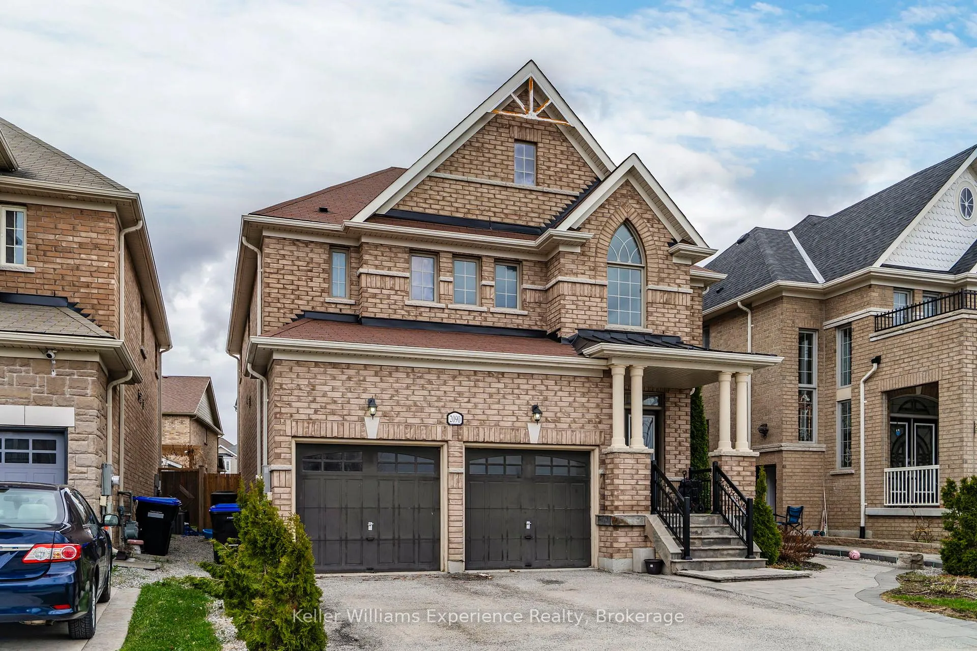 Photo 2 of 2090 Webster Boulevard, Innisfil, Alcona — HOMEH