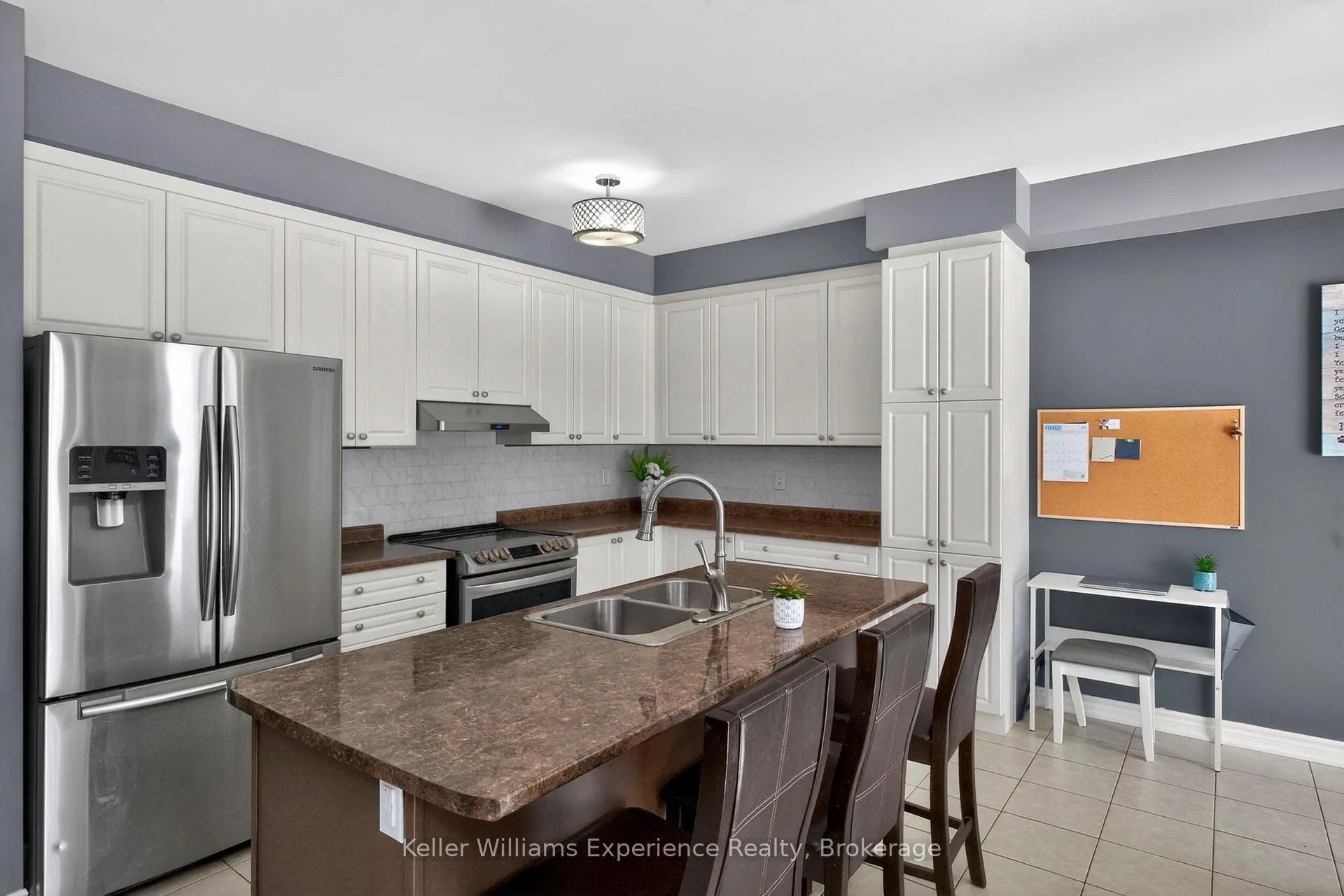 Photo 7 of 2090 Webster Boulevard, Innisfil, Alcona — HOMEH