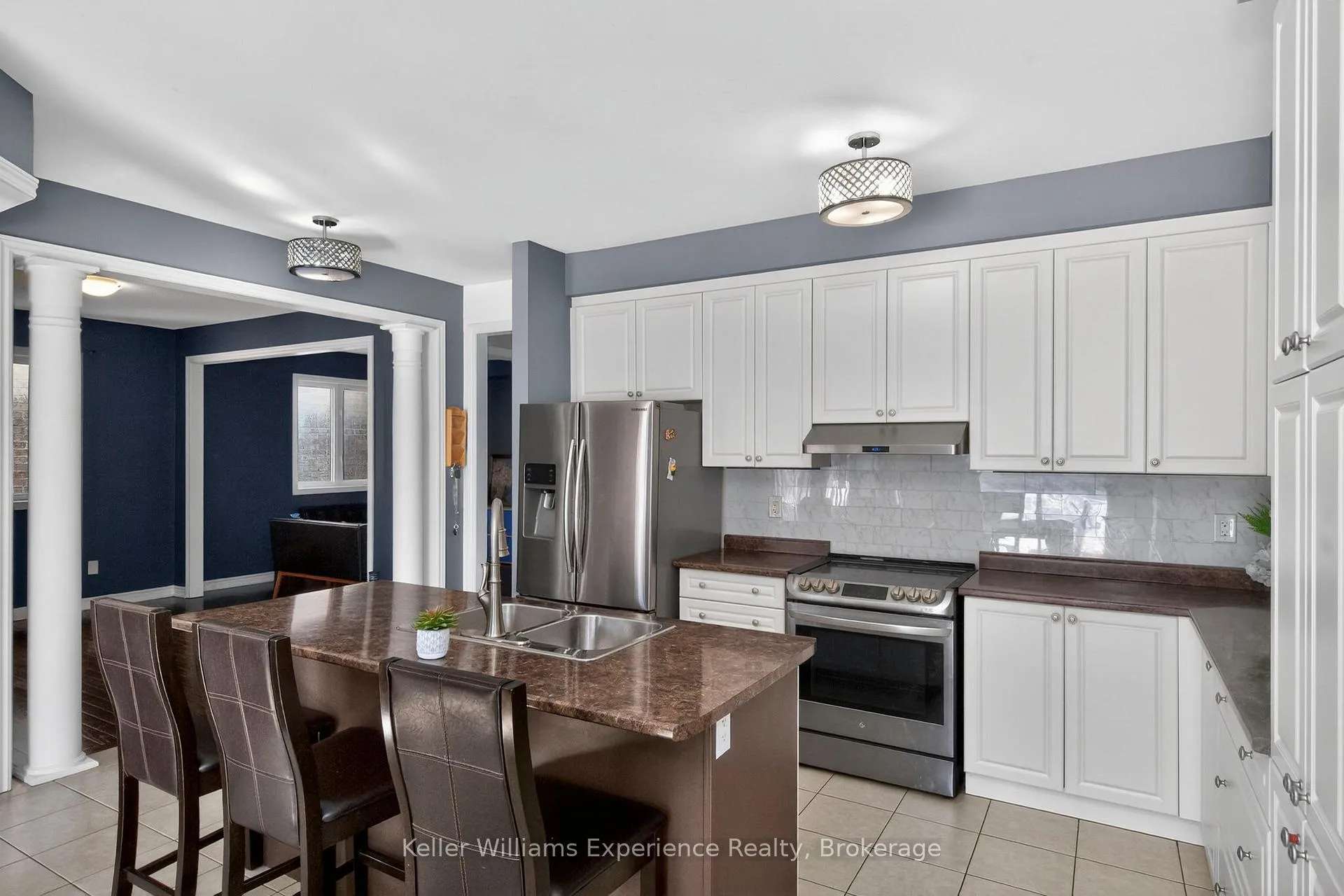 Photo 9 of 2090 Webster Boulevard, Innisfil, Alcona — HOMEH